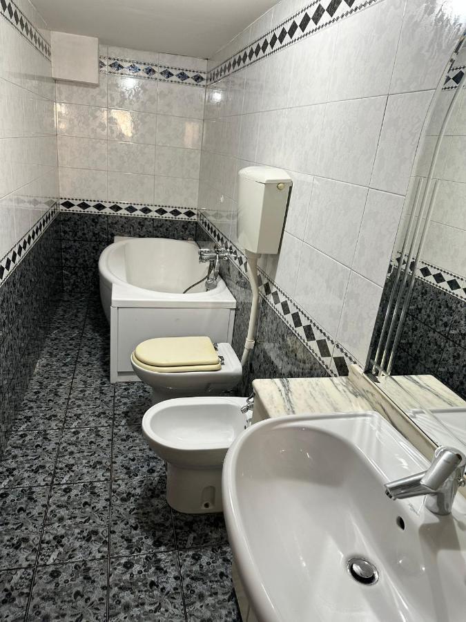 Diana Home Naples Luaran gambar